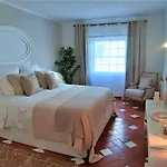 Walls Rooftop Terrace Duplex @ Citycenter & Apartament Lagos