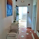 Walls Rooftop Terrace Duplex @ Citycenter & Apartment Lagos
