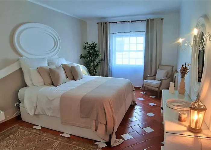 Walls Rooftop Terrace Duplex @ Citycenter & Appartement Lagos