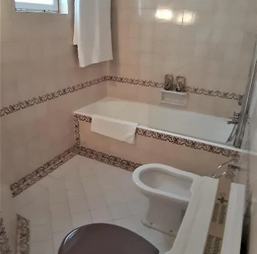 Walls Rooftop Terrace Duplex @ Citycenter & * Lagos