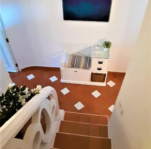Walls Rooftop Terrace Duplex @ Citycenter & Appartement Lagos