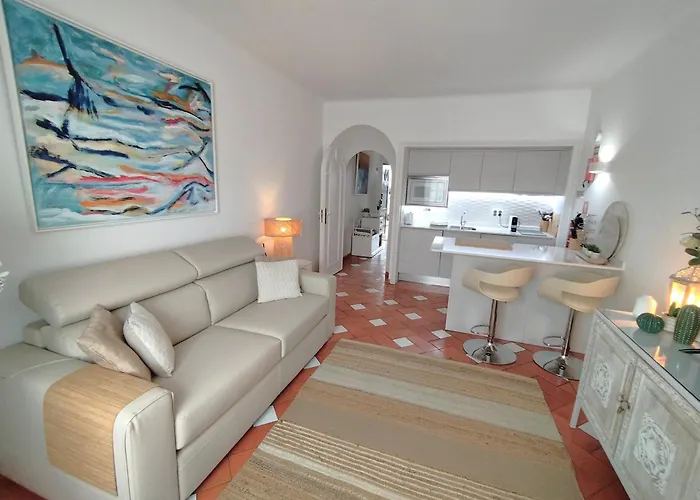 Walls Rooftop Terrace Duplex @ Citycenter & Appartement